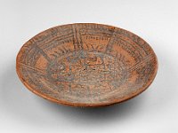 Ame Ker 105  Ame Ker 105,  Mexiko, Zentrales Hochland, Azteken, Postklassische Periode, Azteken II (Tenayuca), ca. 1200-1350 n. Chr., Teller, Ton, H ca. 3,5 cm, Dm 18 cm : Museumsfoto: Claus Cordes, Bestandskatalog Ethnologie